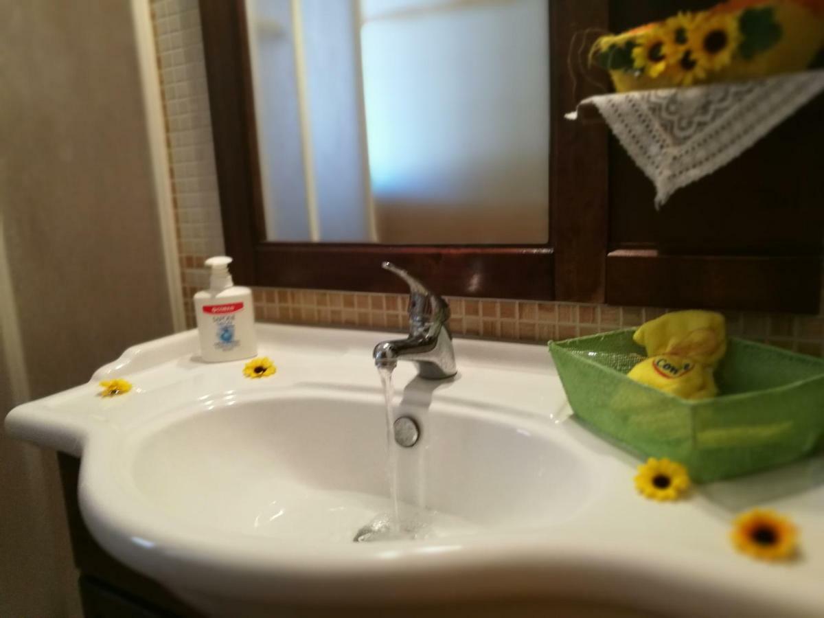 La Villa Dei Girasoli クストナーチ エクステリア 写真